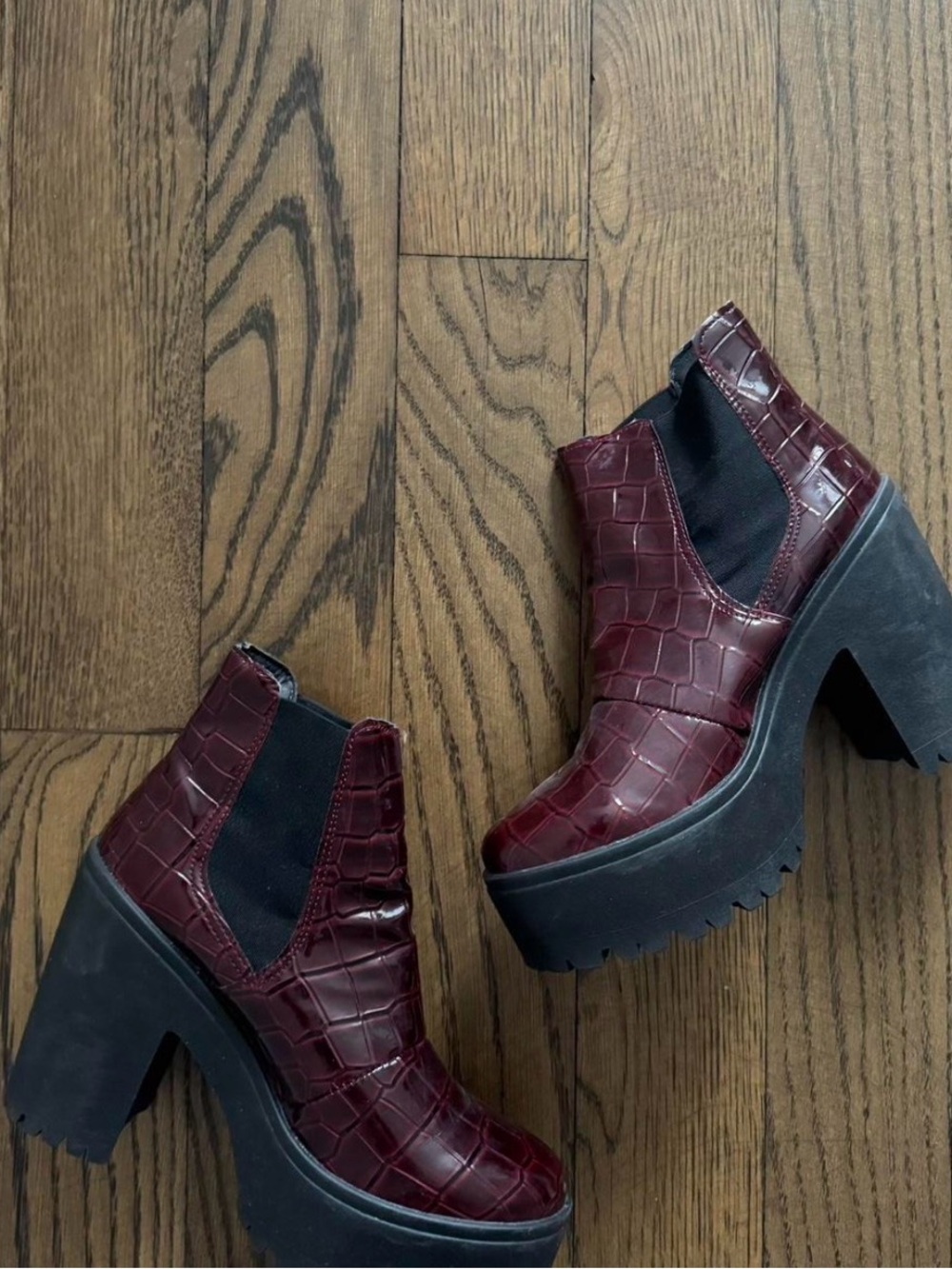 Platform Chelsea Booties in Burgundy Crocodile